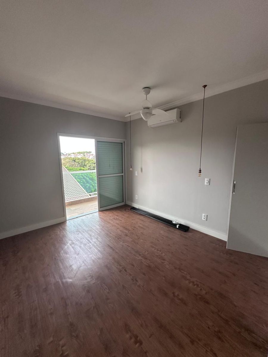 suite master com closet e banheira