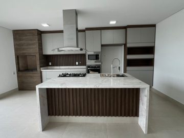 cozinha ja equipada com eletros 